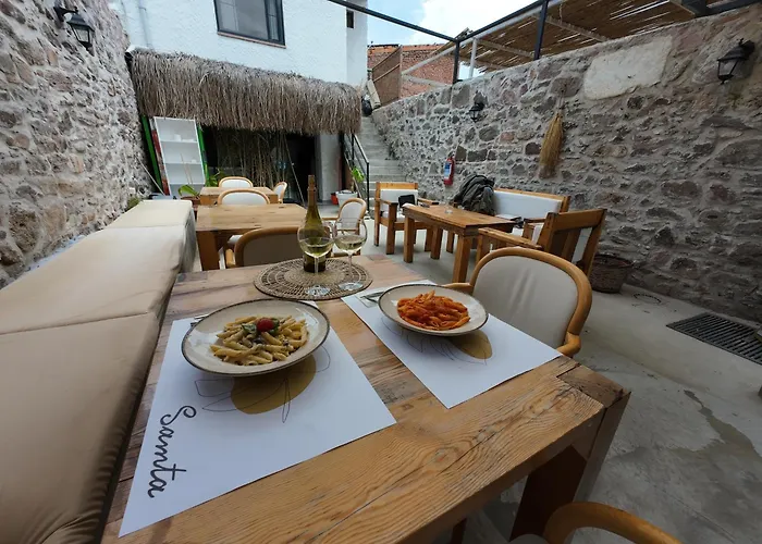 Samta Kuecuekkoey Ayvalı